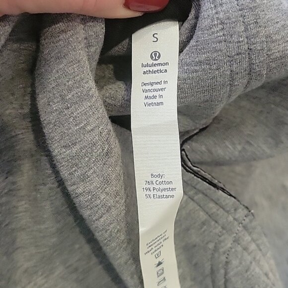 Lululemon & Go When You're Cold Reversible Wrap - Picture 14 of 16